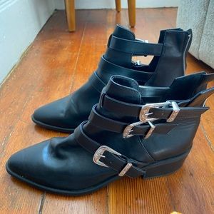 Madden Girl Cecile Boots - NWOT